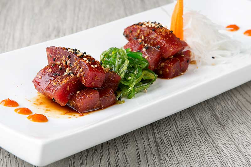 Imagen de un plato de atún rojo picante de El Campero